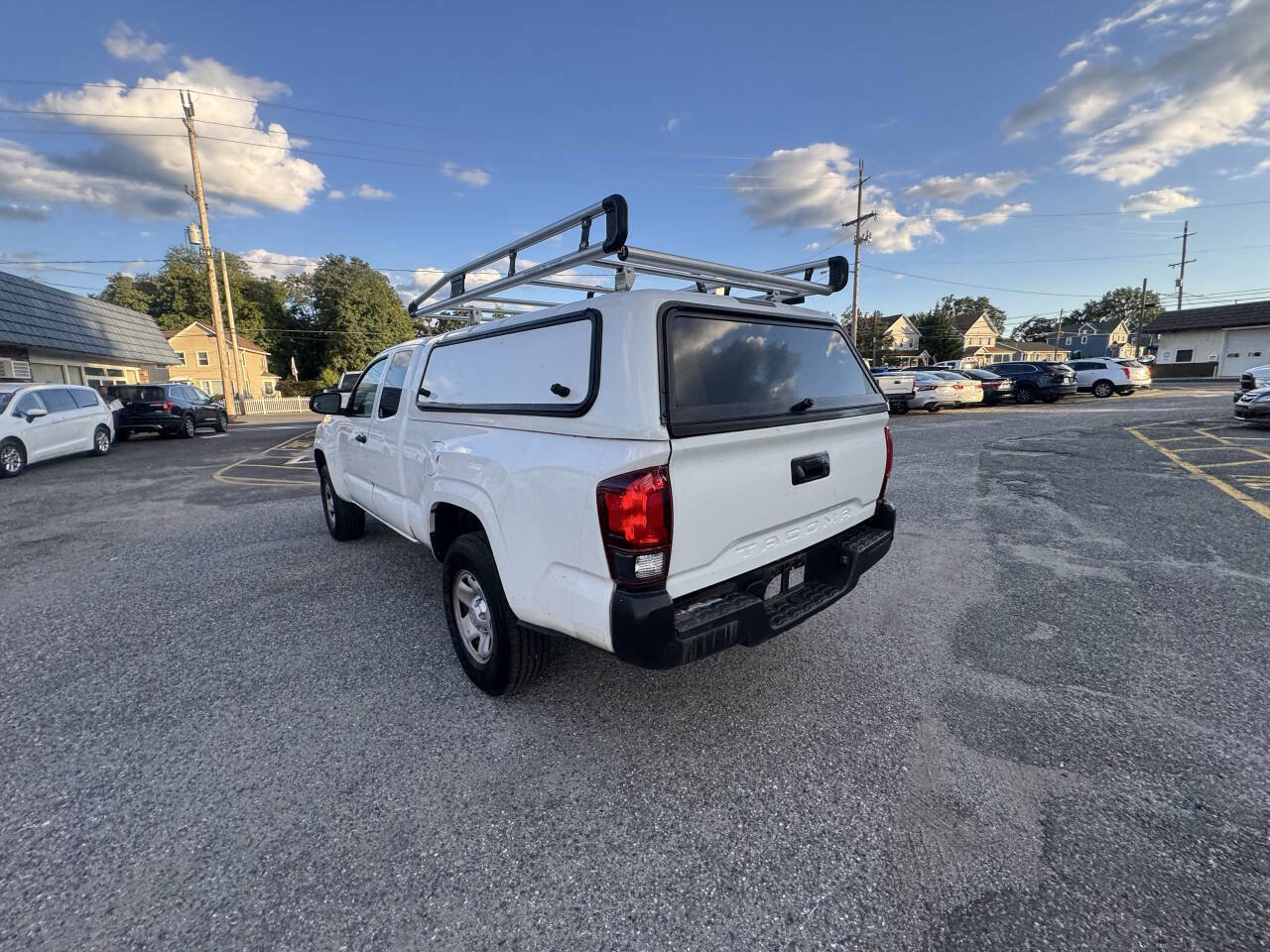 Used 2020 Toyota Tacoma SR image 21