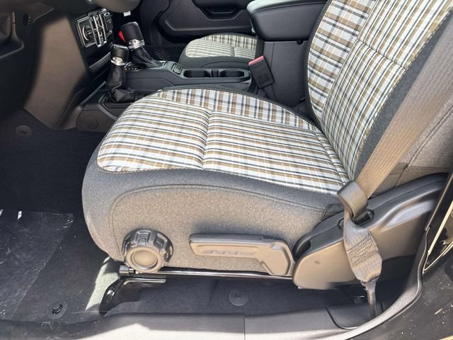 New 2026 Jeep Gladiator Sport AWD/4WD image 18