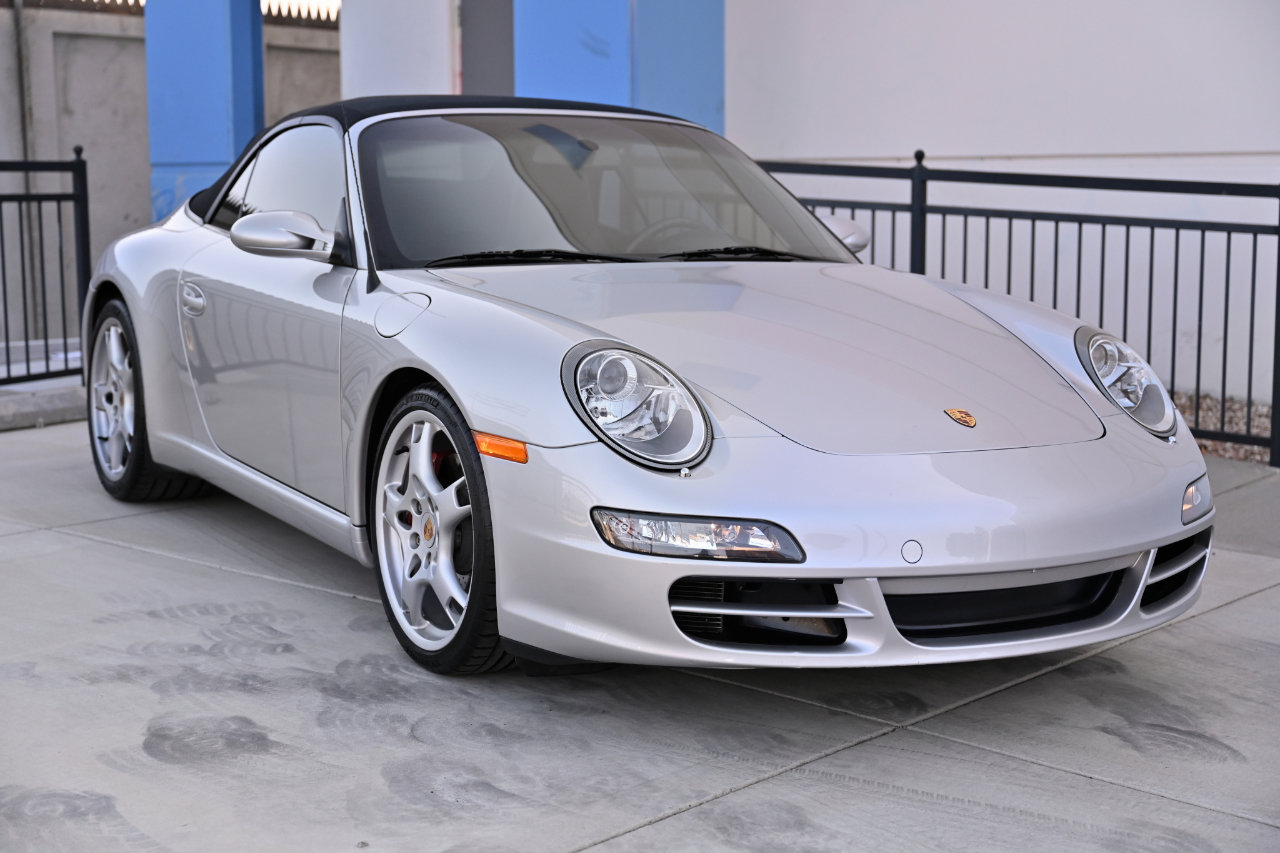 Used 2005 Porsche 911 Carrera S RWD image 28
