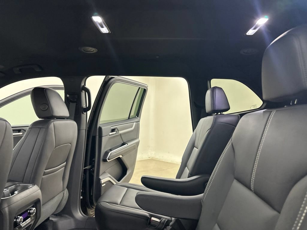New 2026 GMC Acadia Elevation w/ Elevation Premium Package AWD/4WD image 37