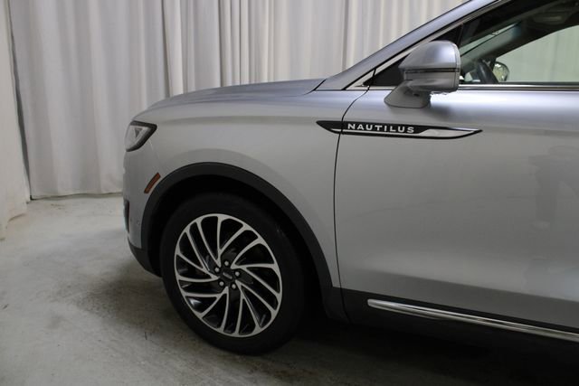 Used 2020 Lincoln Nautilus Reserve w/ Equipment Group 201A AWD/4WD image 30