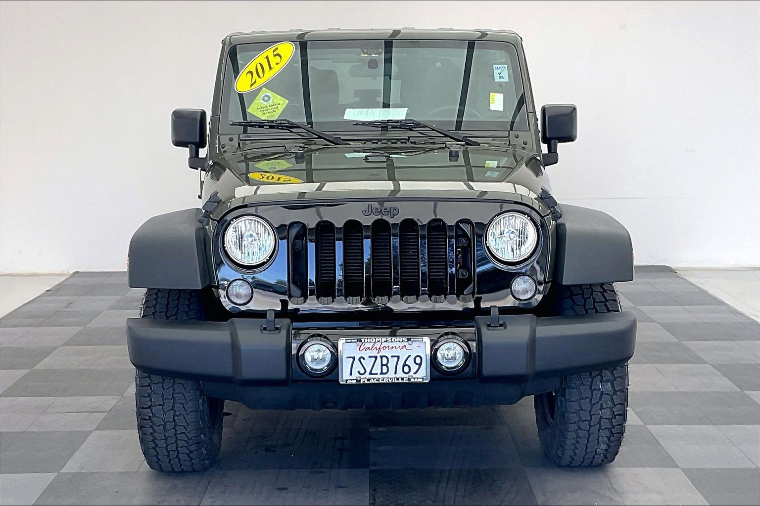 Used 2015 Jeep Wrangler Sport AWD/4WD image 2