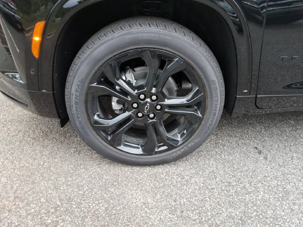New 2027 Chevrolet Traverse RS FWD image 10