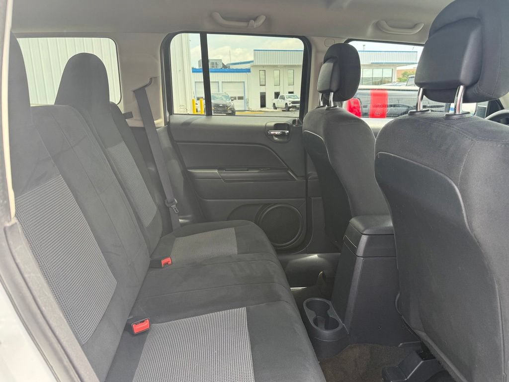 Used 2016 Jeep Patriot Sport w/ Power Value Group AWD/4WD image 22