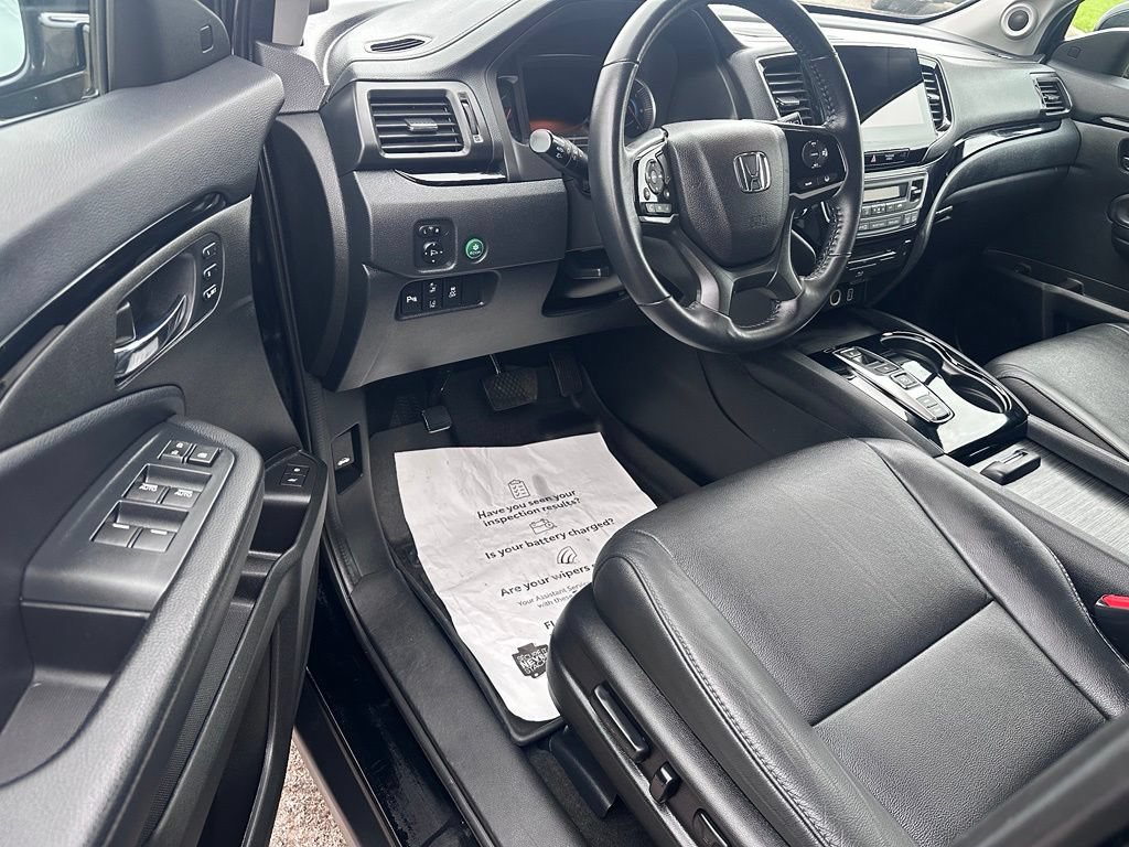 Used 2022 Honda Pilot Touring image 13
