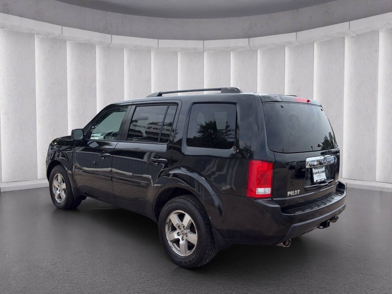 Used 2011 Honda Pilot EX-L image 3
