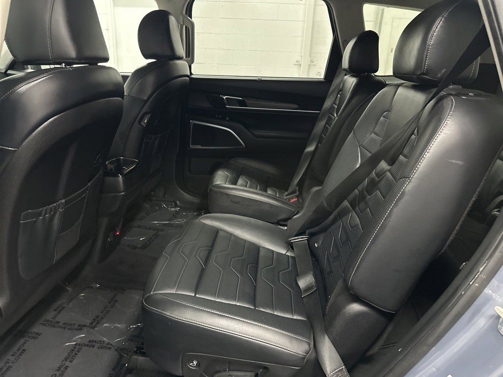 Used 2022 Kia Telluride SX w/ SX Prestige Package image 36
