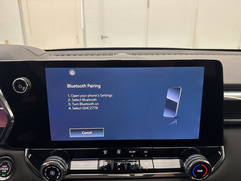 New 2025 GMC Canyon Elevation w/ Technology Package image 27