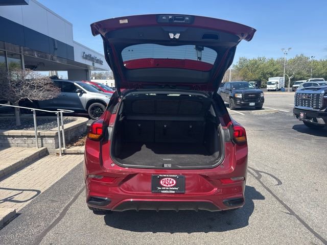 Used 2023 Buick Encore GX Select w/ Sport Touring Package image 25