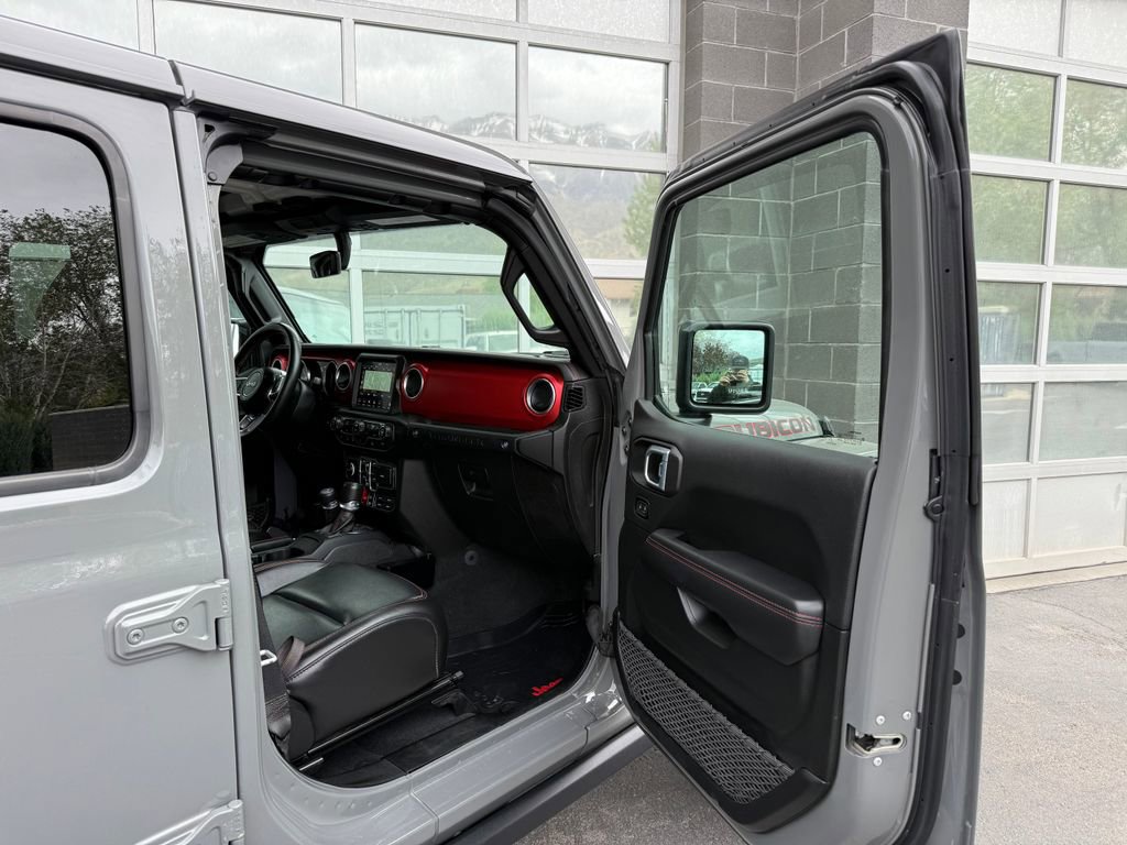 Used 2021 Jeep Wrangler Unlimited Rubicon AWD/4WD image 18