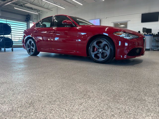 Used 2017 Alfa Romeo Giulia AWD w/ Sport Appearance Package image 3