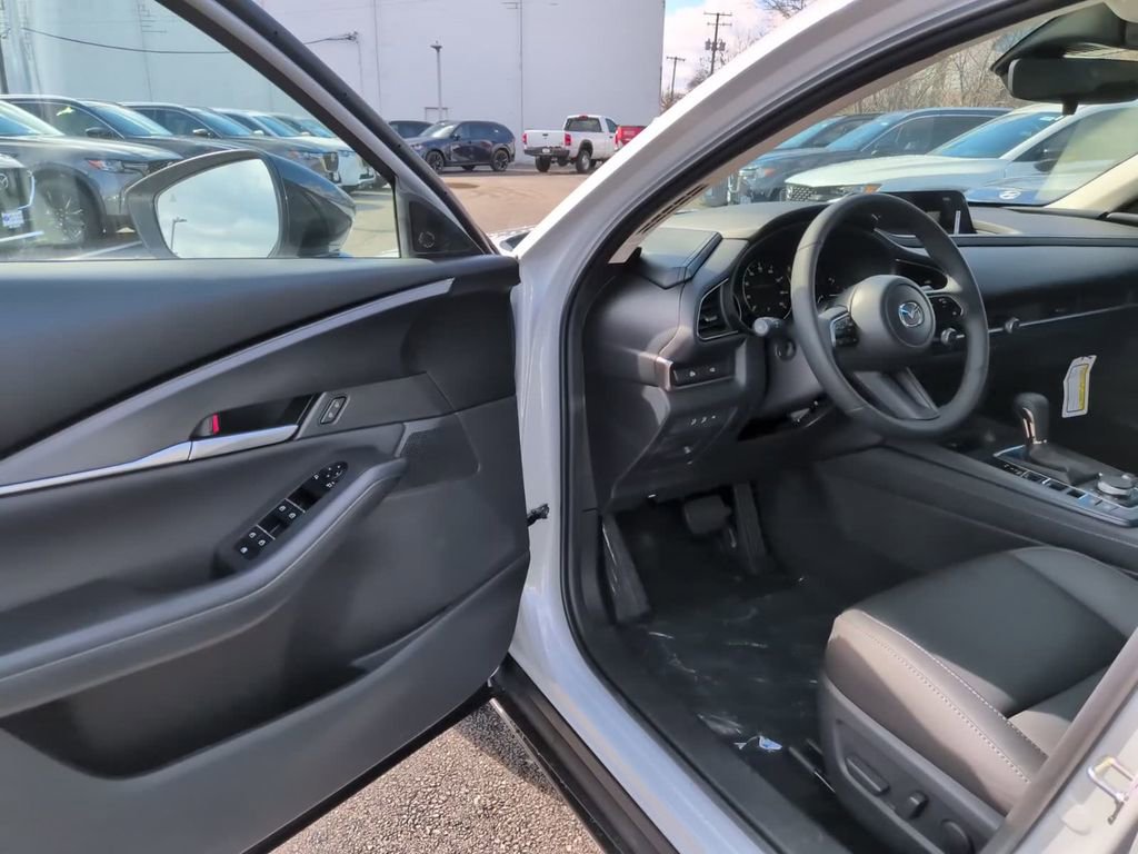 New 2026 MAZDA CX-30 AWD 2.5 S w/ Select Sport Pkg image 11