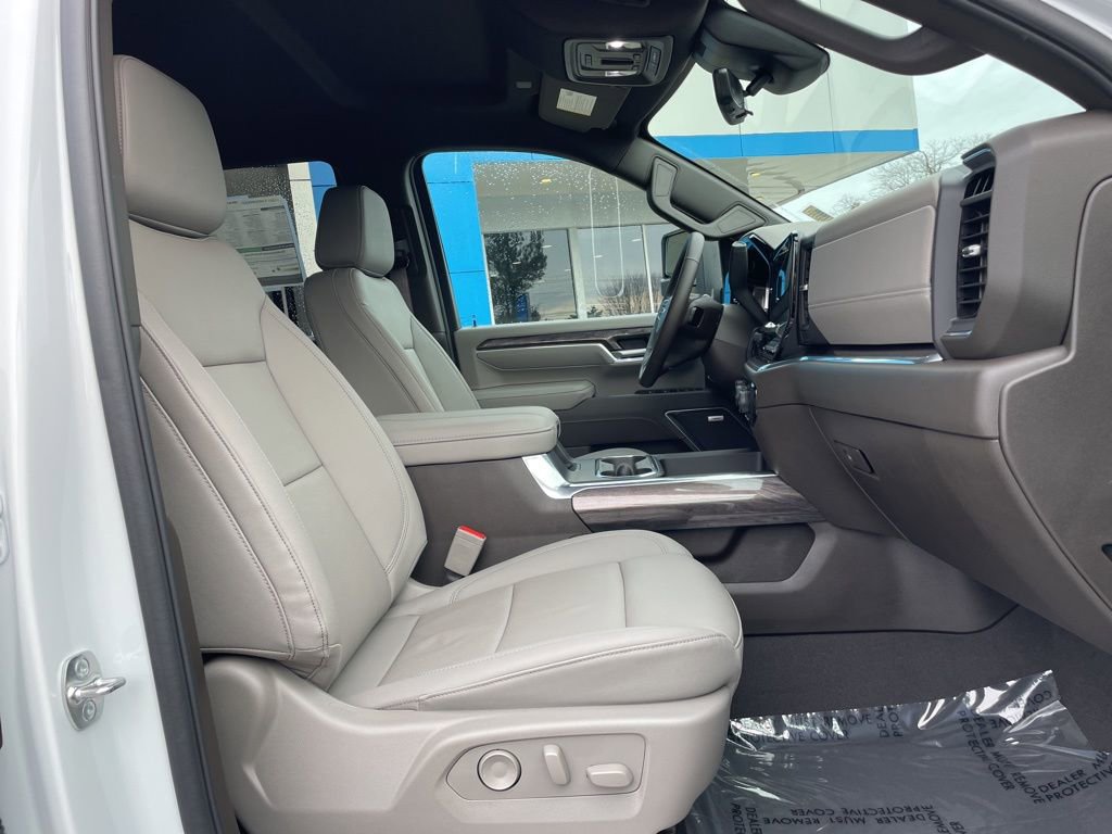 New 2026 Chevrolet Silverado 2500 LTZ w/ LTZ Convenience Package image 28