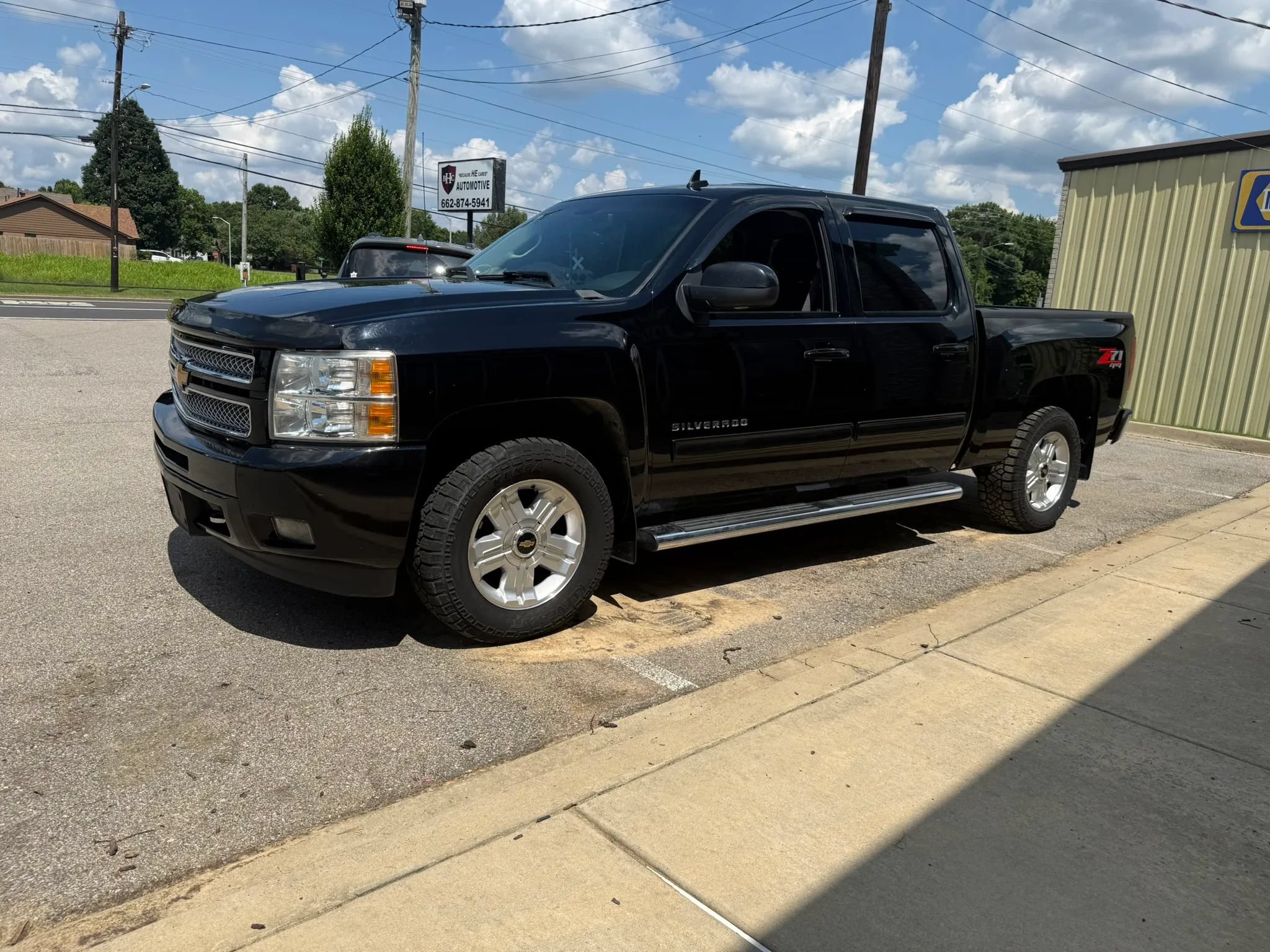 Used 2013 Chevrolet Silverado 1500 LTZ w/ LTZ Plus Package AWD/4WD image 4