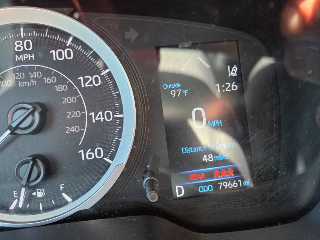 Used 2022 Toyota Corolla LE FWD image 18