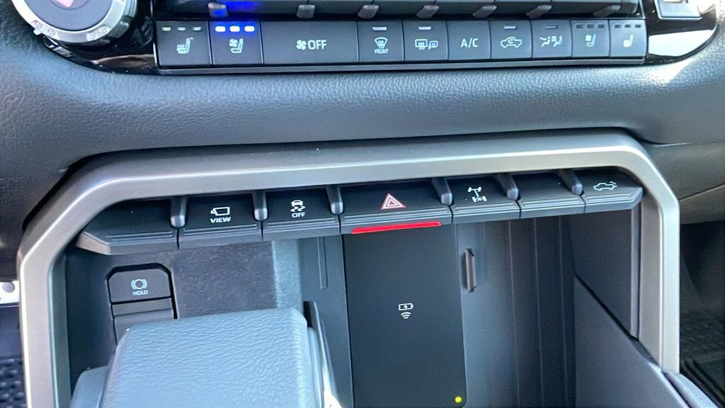 New 2026 Toyota Tundra Limited AWD/4WD image 20