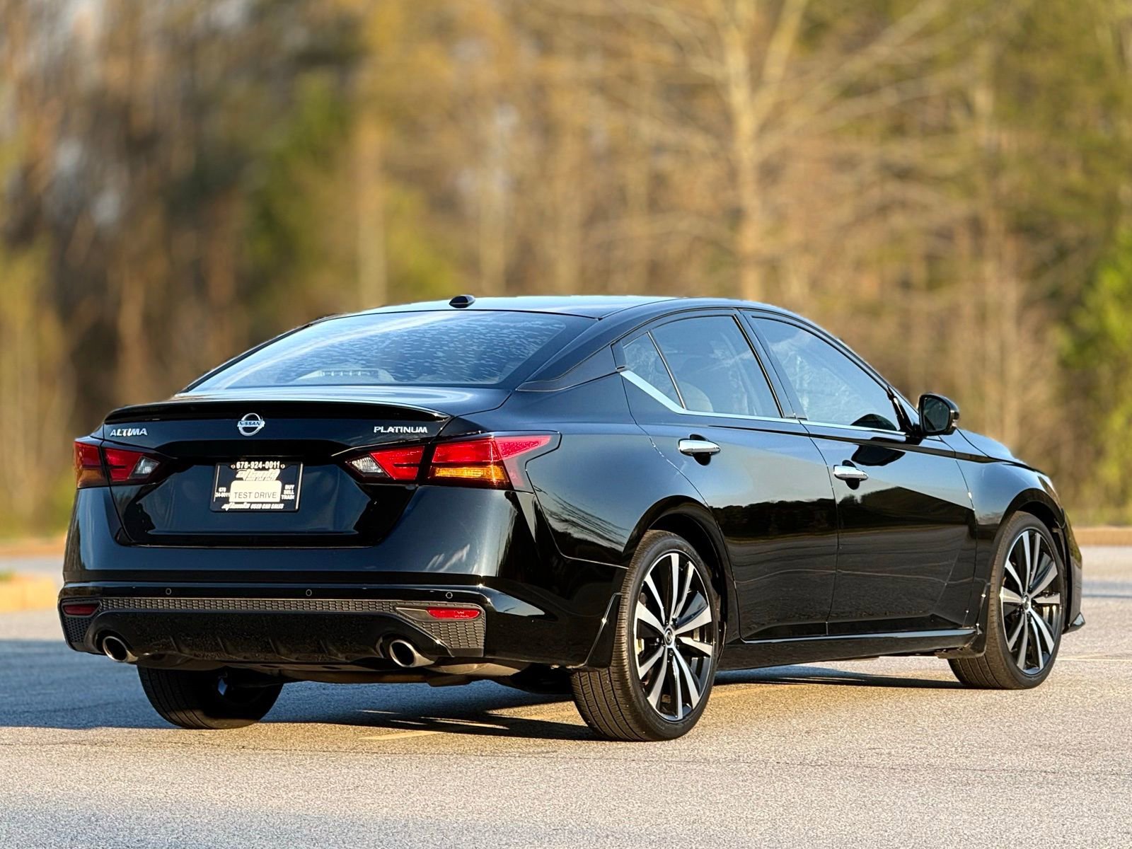 Used 2019 Nissan Altima 2.5 Platinum image 10