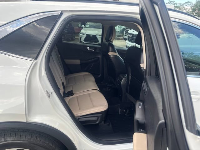 Used 2020 Ford Escape Titanium AWD/4WD image 37