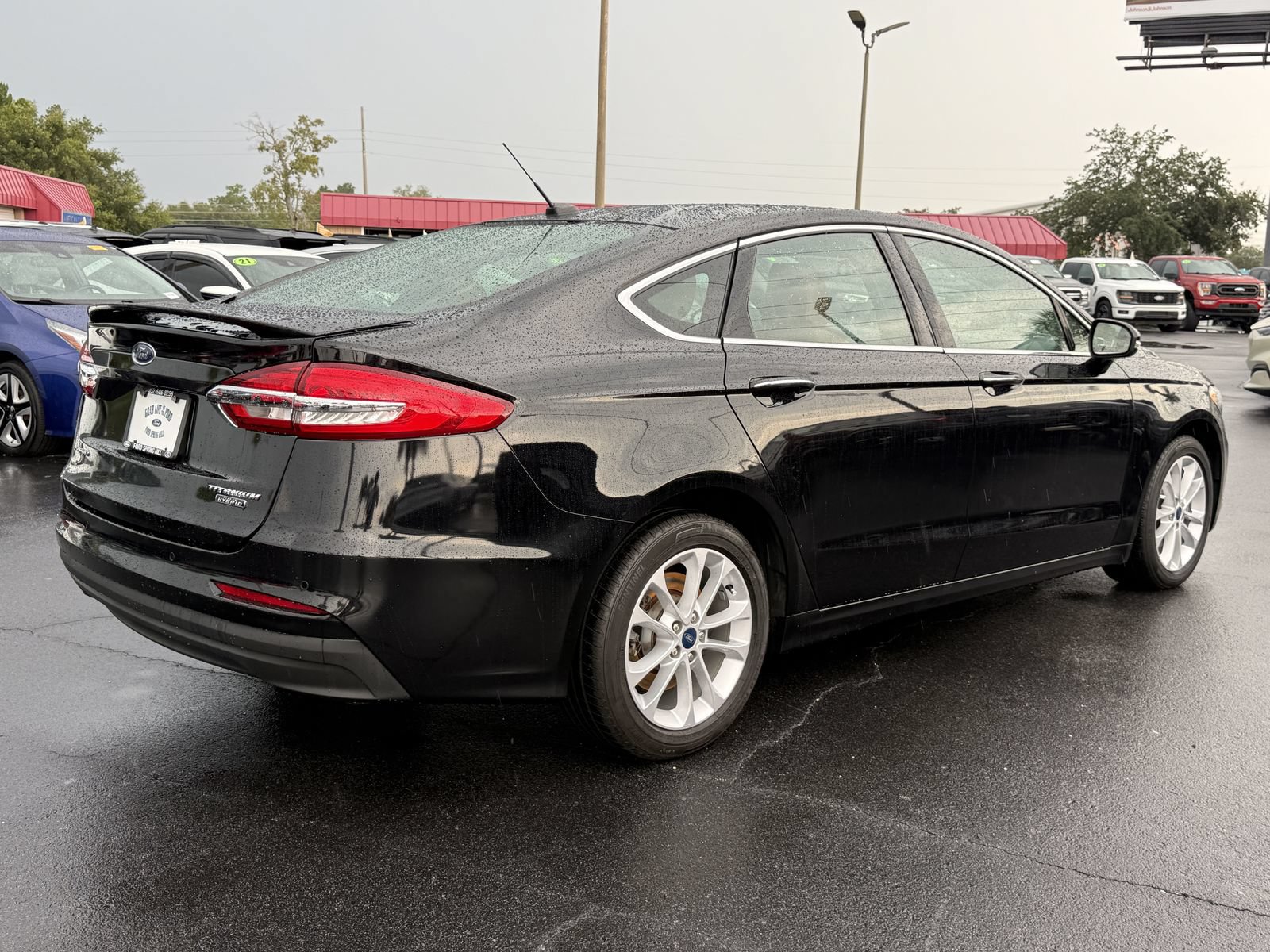 Used 2020 Ford Fusion Energi Titanium FWD image 5
