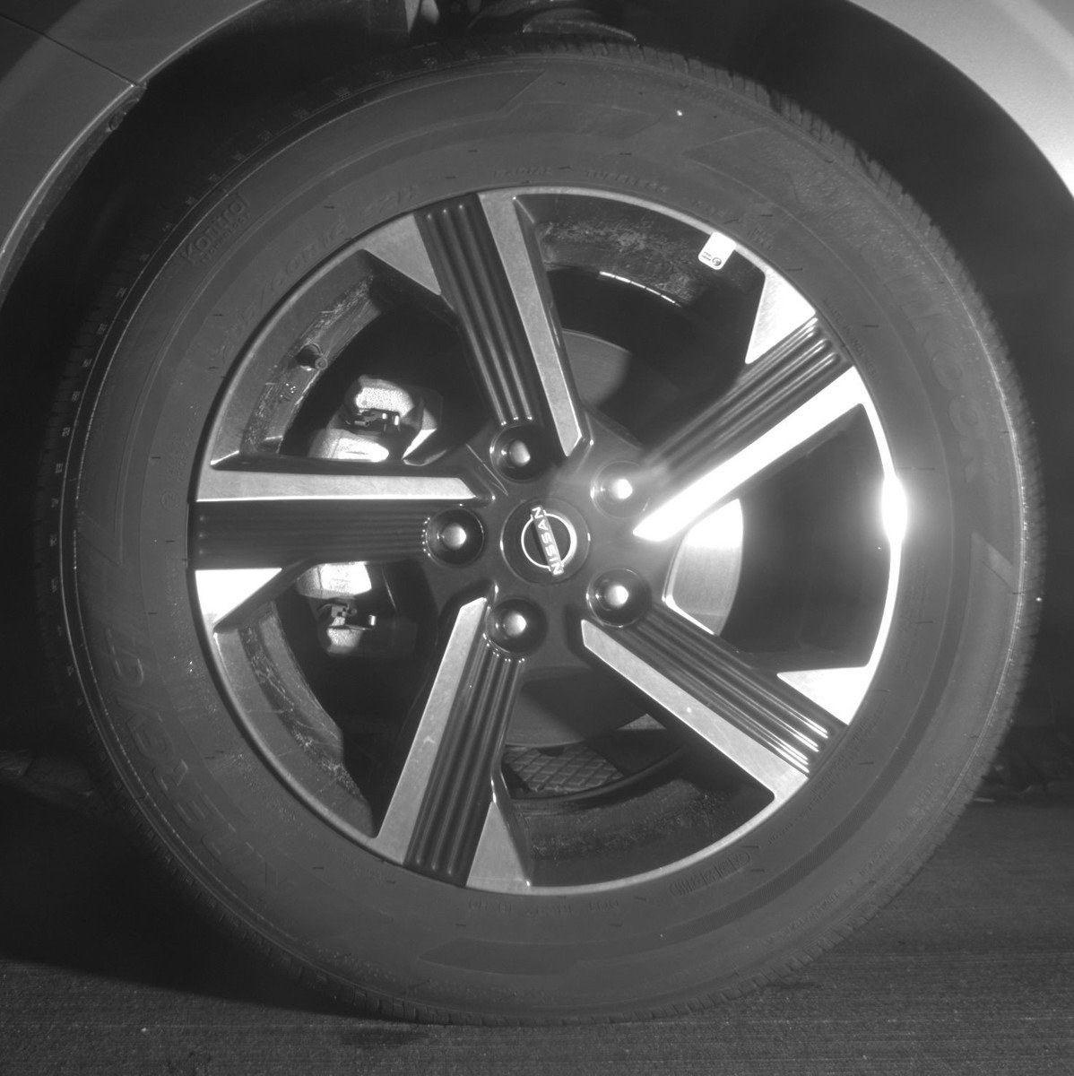 Used 2025 Nissan Sentra SV FWD image 12