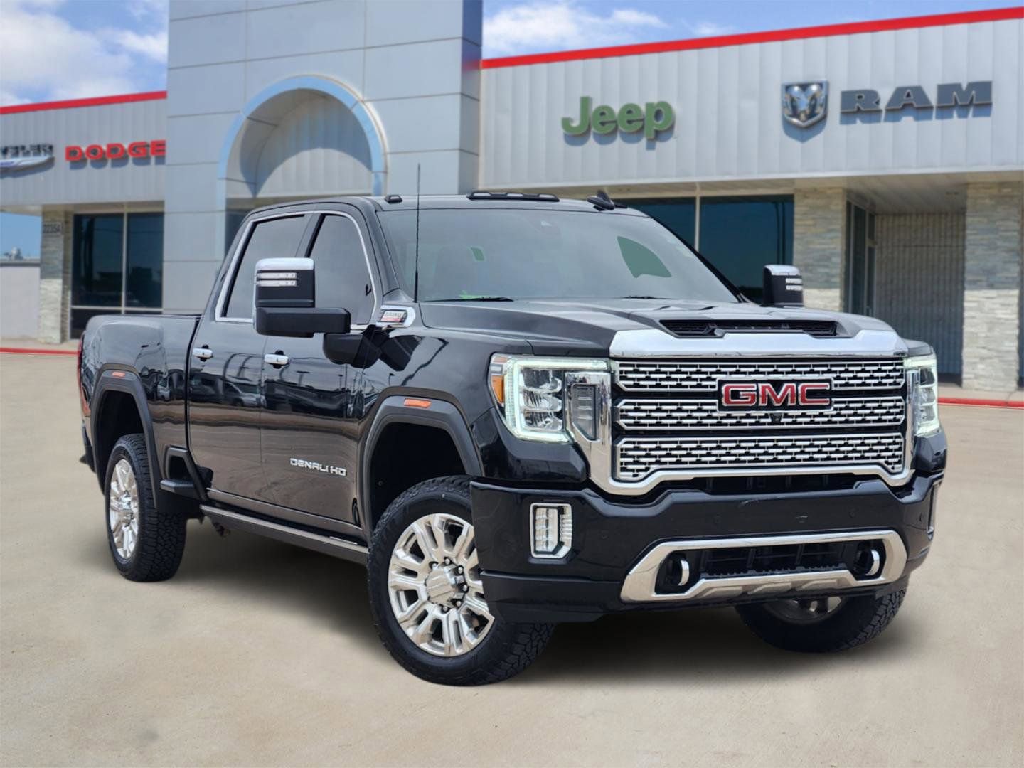 Used 2021 GMC Sierra 2500 Denali w/ Denali Ultimate Package image 1