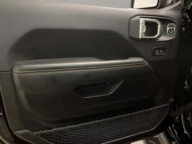 Used 2025 Jeep Wrangler Unlimited Sahara w/ Safety Group image 89