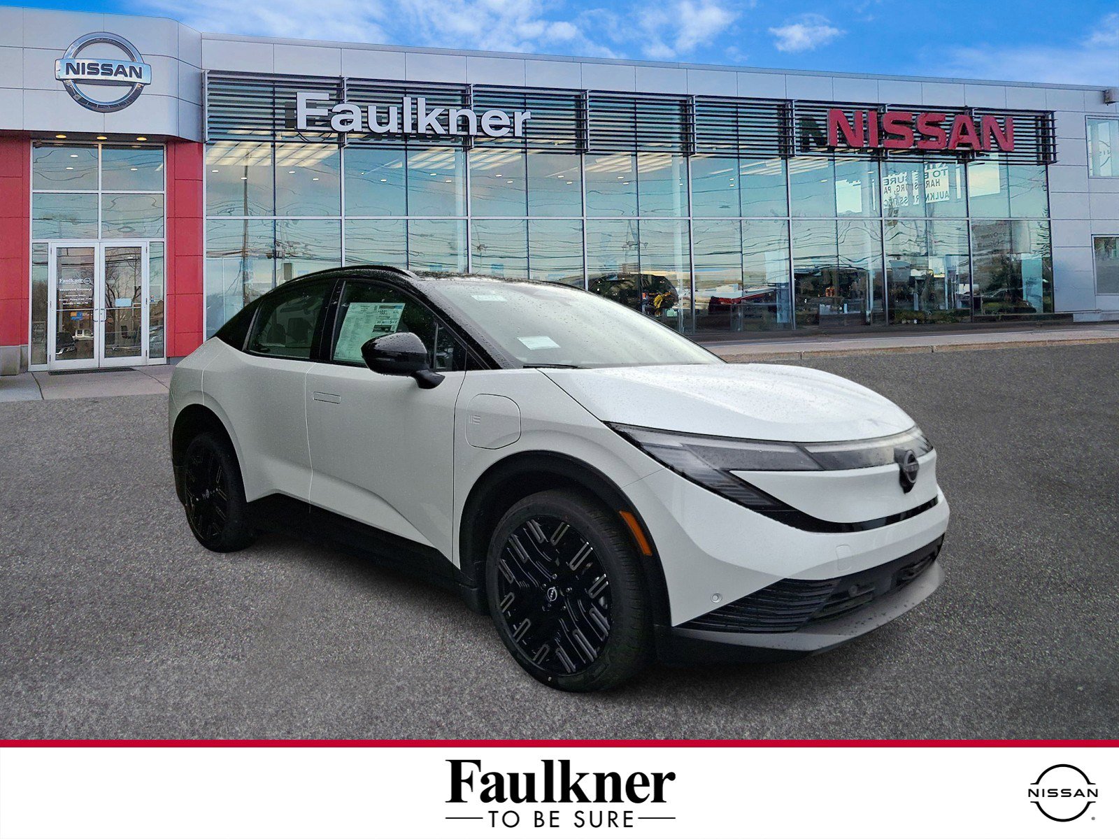 New 2026 Nissan Leaf Platinum+ w/ Cargo Package (Platinum+) FWD image 1