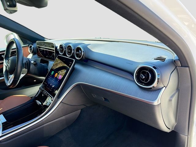 Used 2025 Mercedes-Benz C 300 Sedan image 14