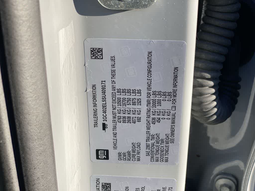 Used 2025 Chevrolet Silverado EV RST AWD/4WD image 28