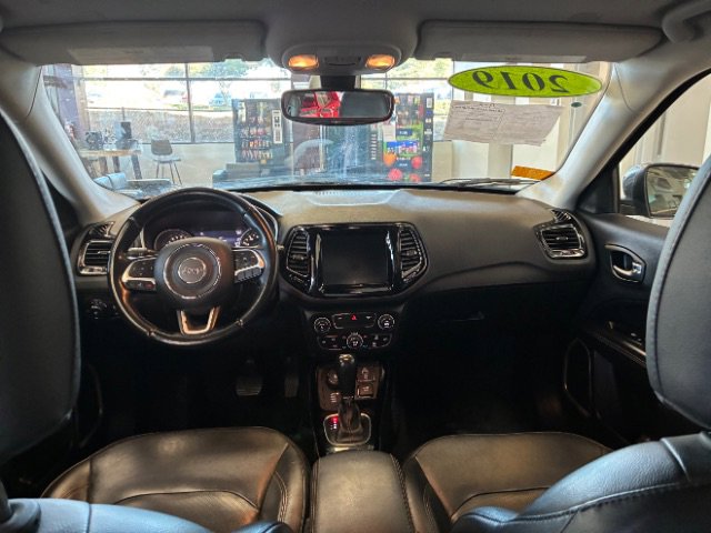 Used 2019 Jeep Compass Limited image 18
