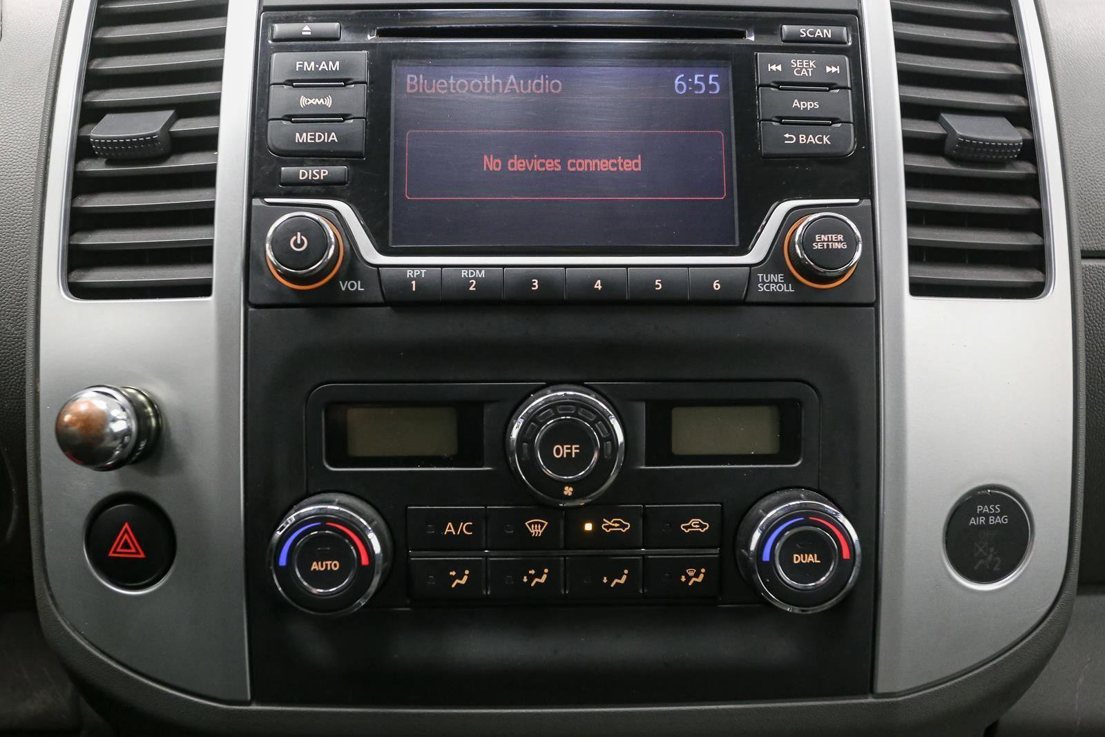 Used 2015 Nissan Frontier SV w/ SV Value Truck Package AWD/4WD image 24