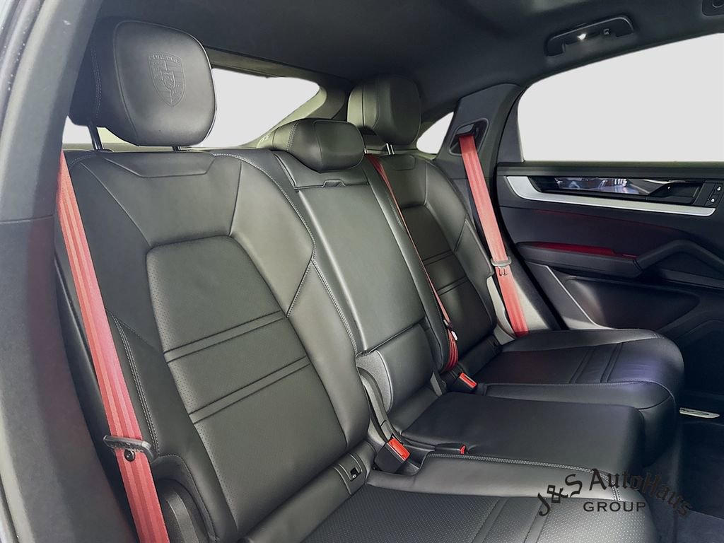 Used 2024 Porsche Cayenne S w/ Premium Package Plus (PP1) image 35