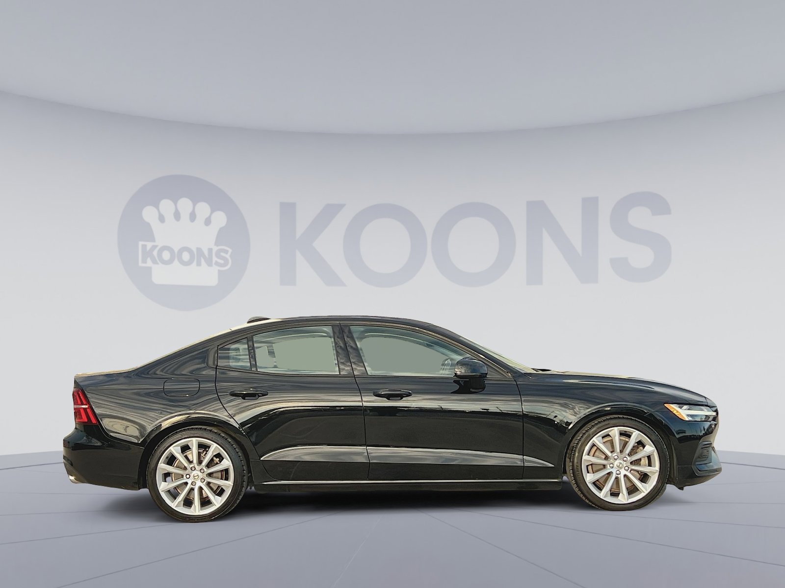 Used 2020 Volvo S60 T6 Momentum w/ Protection Package Premier image 8