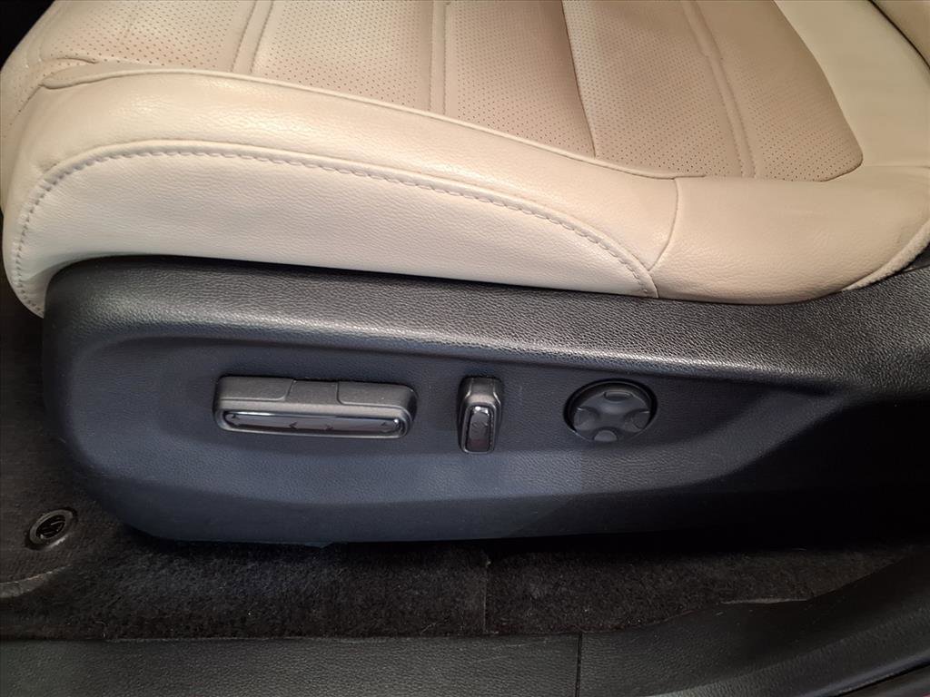 Used 2019 Honda CR-V Touring image 22