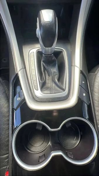 Used 2016 Ford Fusion Energi SE FWD image 25