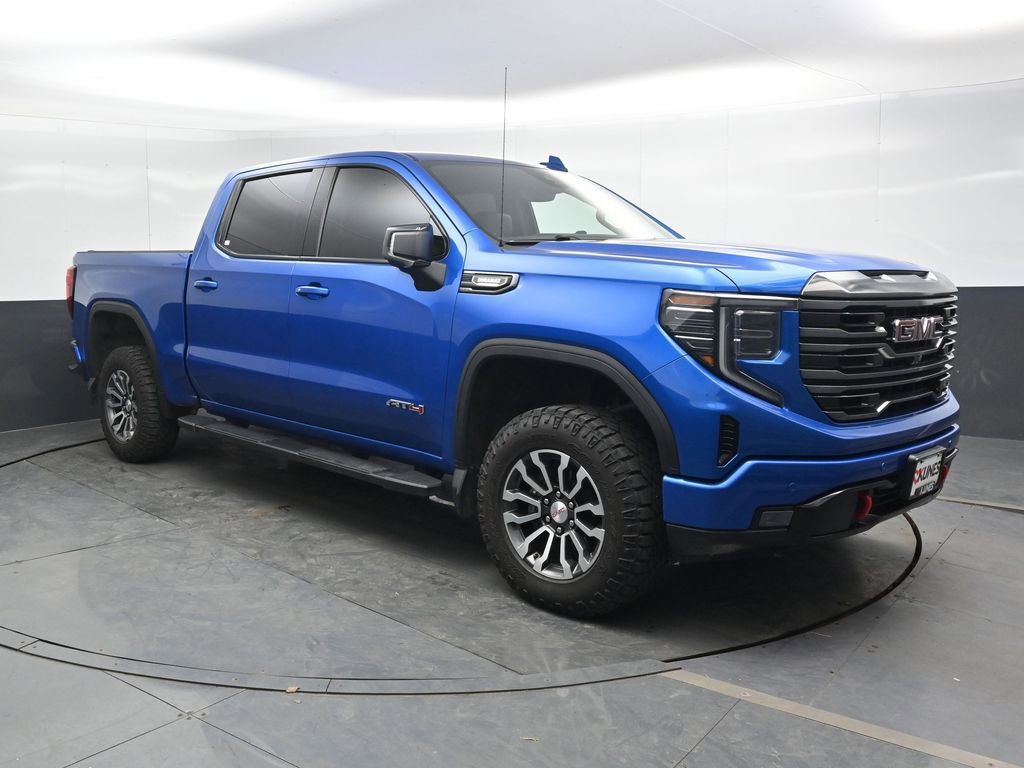 Used 2023 GMC Sierra 1500 AT4 w/ AT4 Premium Package AWD/4WD image 5