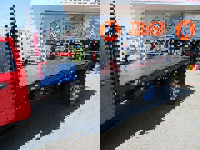 Used 2017 Ford F550 4x4 Regular Cab Super Duty image 51