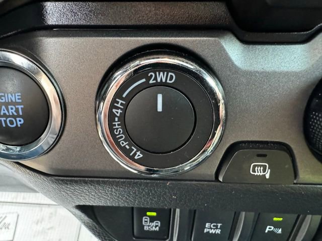 Used 2023 Toyota Tacoma TRD Sport w/ TRD Premium Sport Package AWD/4WD image 17