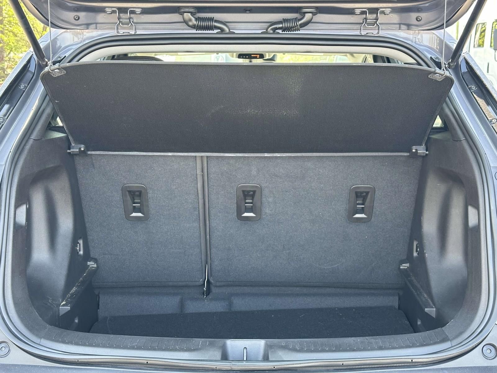 Used 2023 Chevrolet Bolt EUV LT w/ Driver Confidence Package FWD image 24