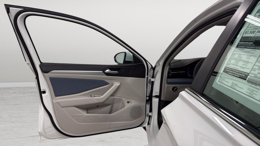 New 2026 Volkswagen Jetta SE FWD image 14
