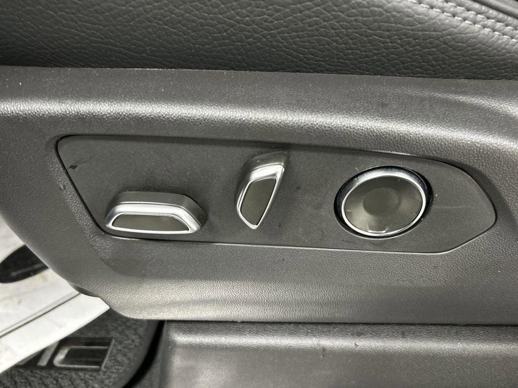 Certified 2025 GMC Sierra 2500 Denali w/ Denali Reserve Package AWD/4WD image 10