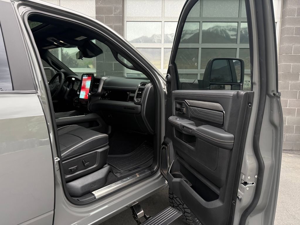 Used 2026 RAM 3500 Limited image 19