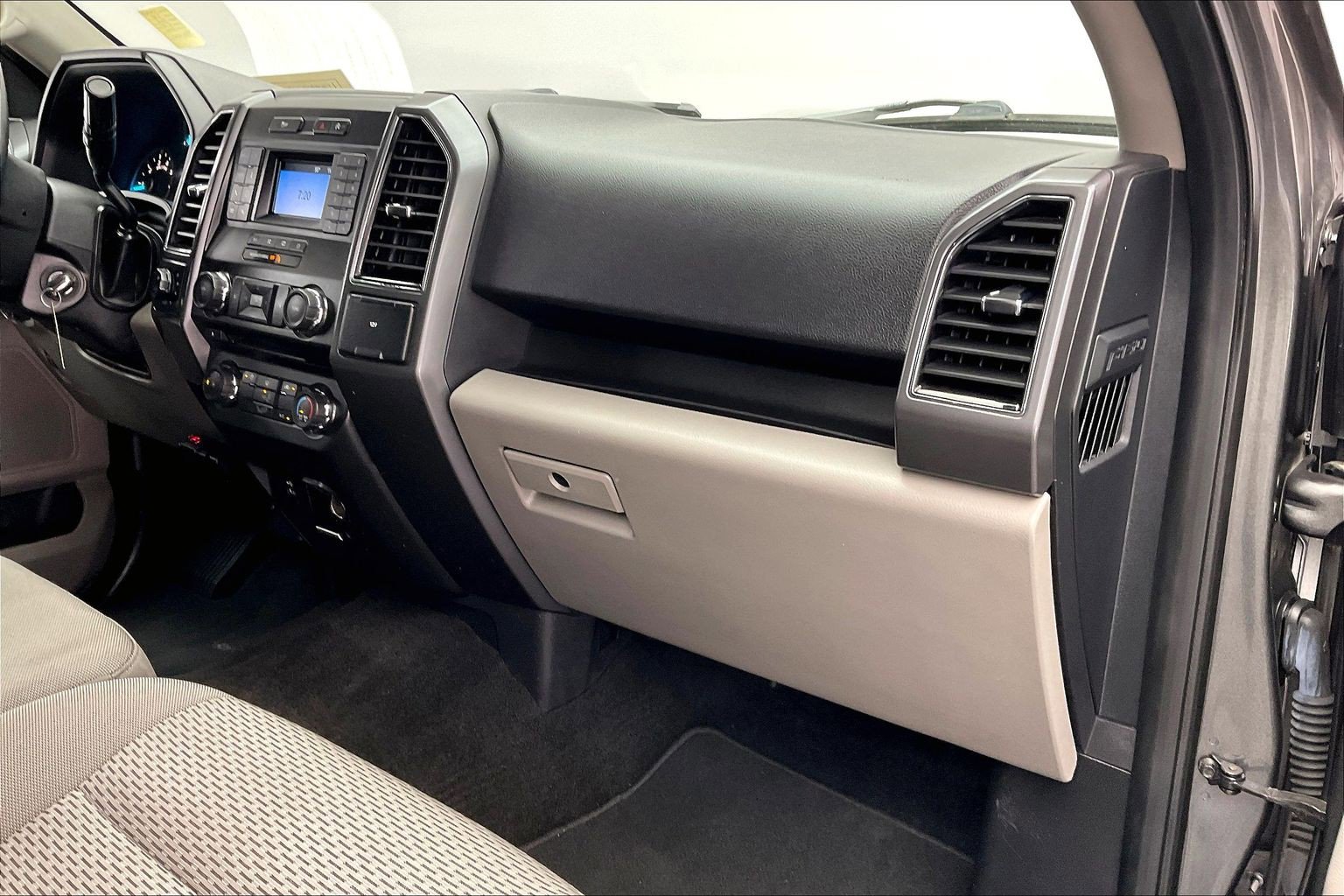 Used 2018 Ford F150 XLT AWD/4WD image 14