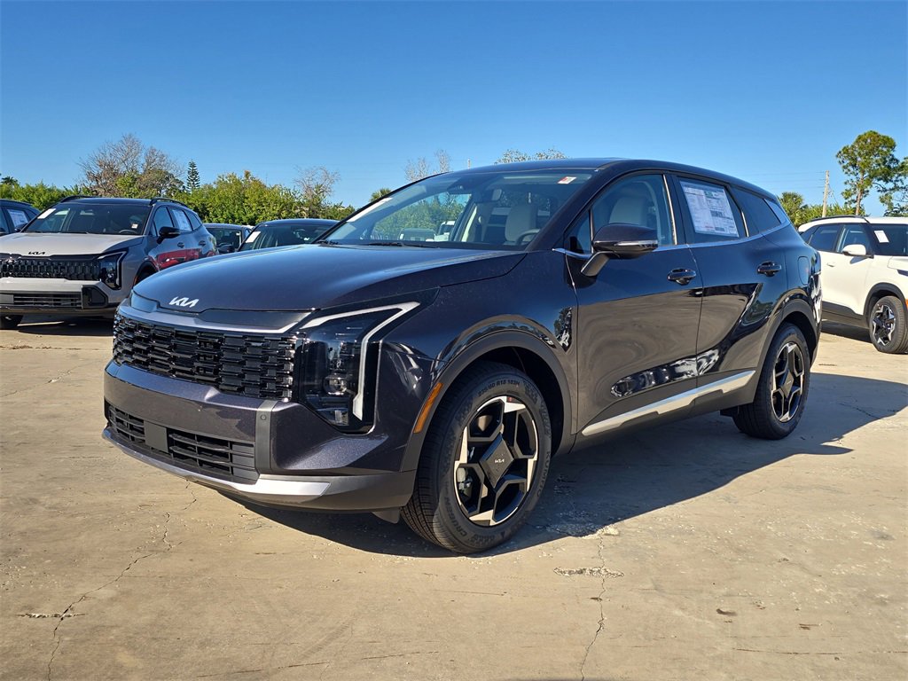 New 2026 Kia Sportage EX image 4