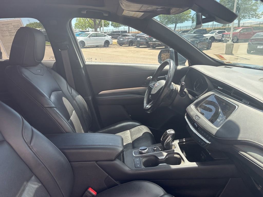 Used 2019 Cadillac XT4 Premium Luxury AWD/4WD image 22