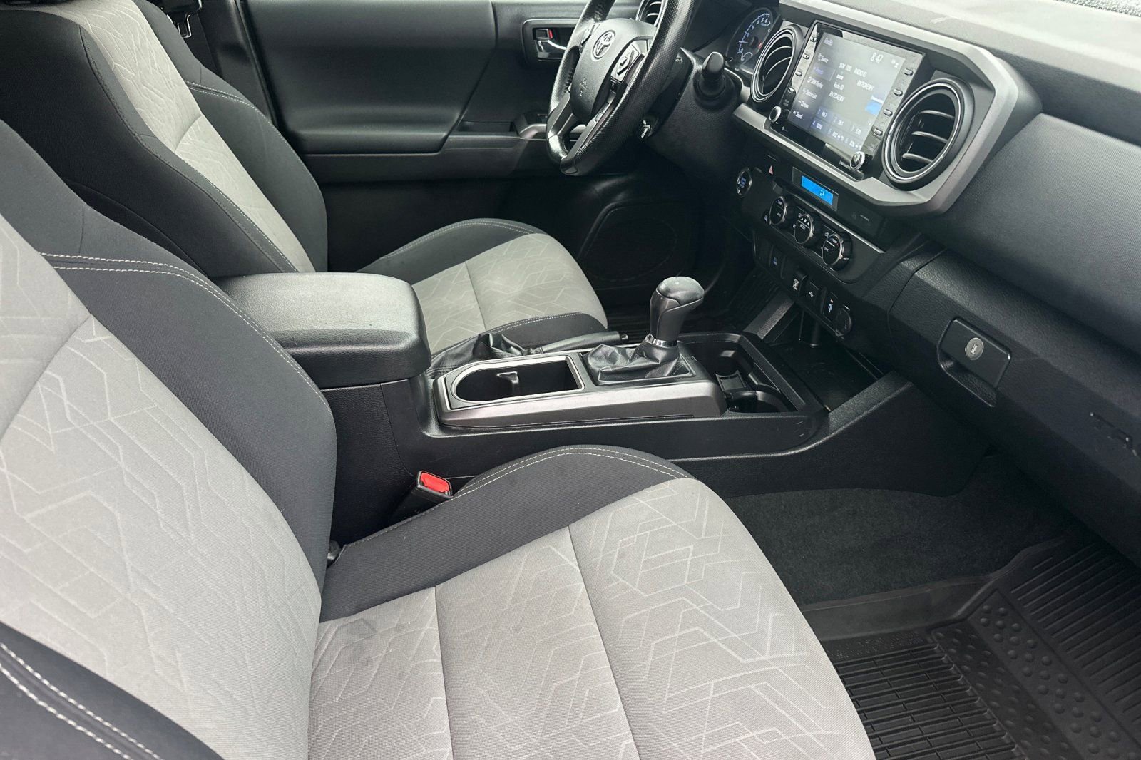 Used 2023 Toyota Tacoma TRD Sport image 16