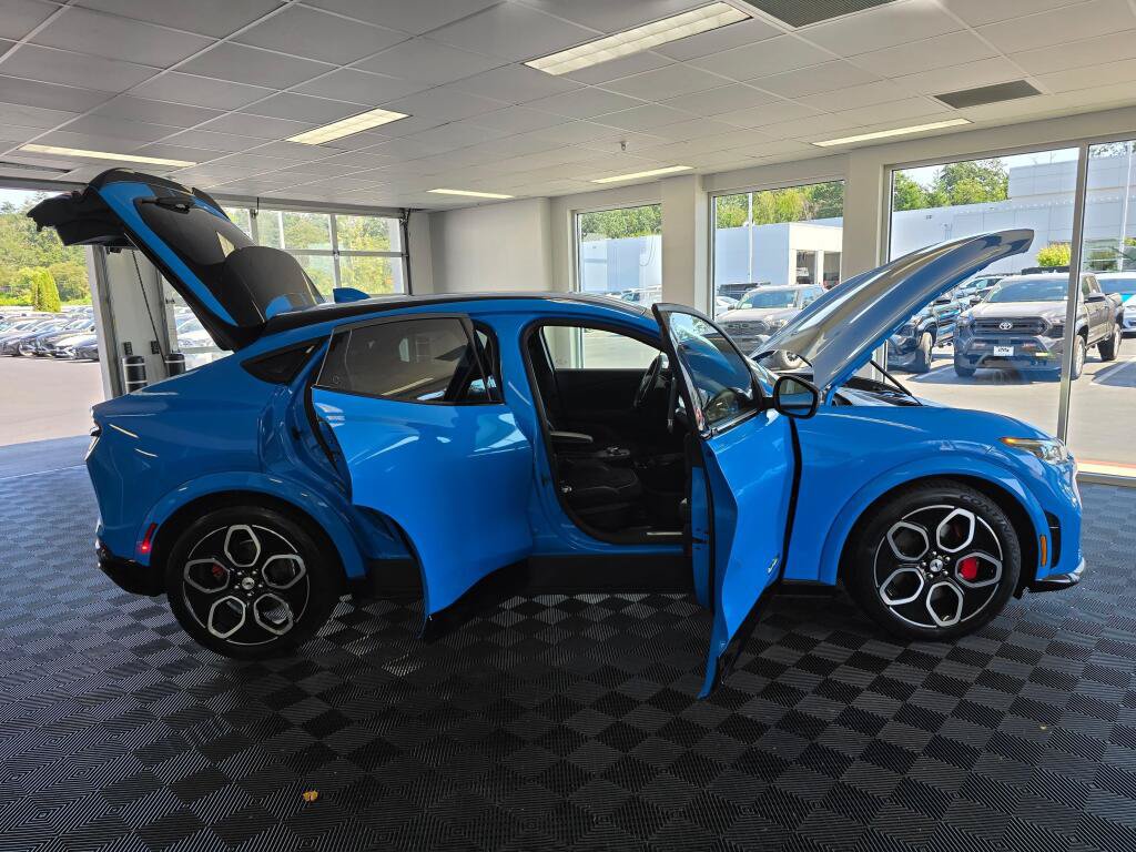 Used 2021 Ford Mustang Mach-E GT AWD/4WD image 15
