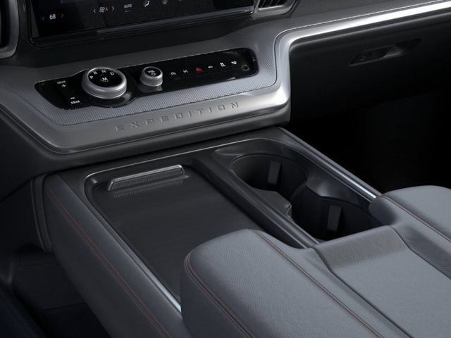 New 2025 Ford Expedition Active RWD image 16