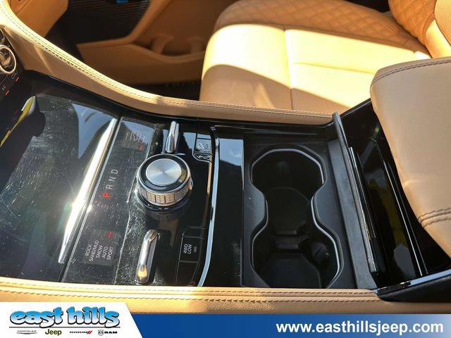 Certified 2024 Jeep Grand Cherokee Summit AWD/4WD image 34