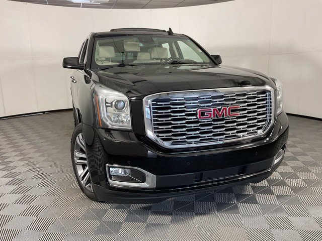 Used 2018 GMC Yukon Denali w/ Denali Ultimate Package AWD/4WD image 8